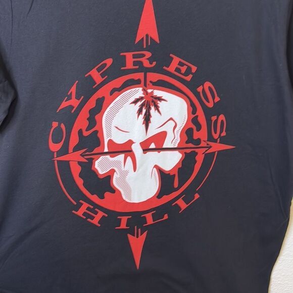 NEW- Cypress Hill- Skull & Compass" T-Shirt men's- Size Small - Picture 4 of 6